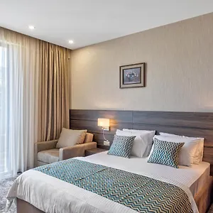 4* فندق Vinum